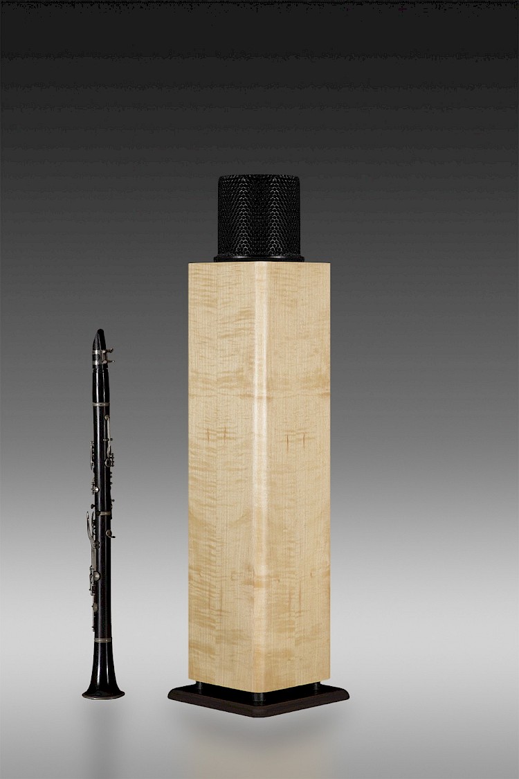 Walsh 1000 Tall Speaker in Maple