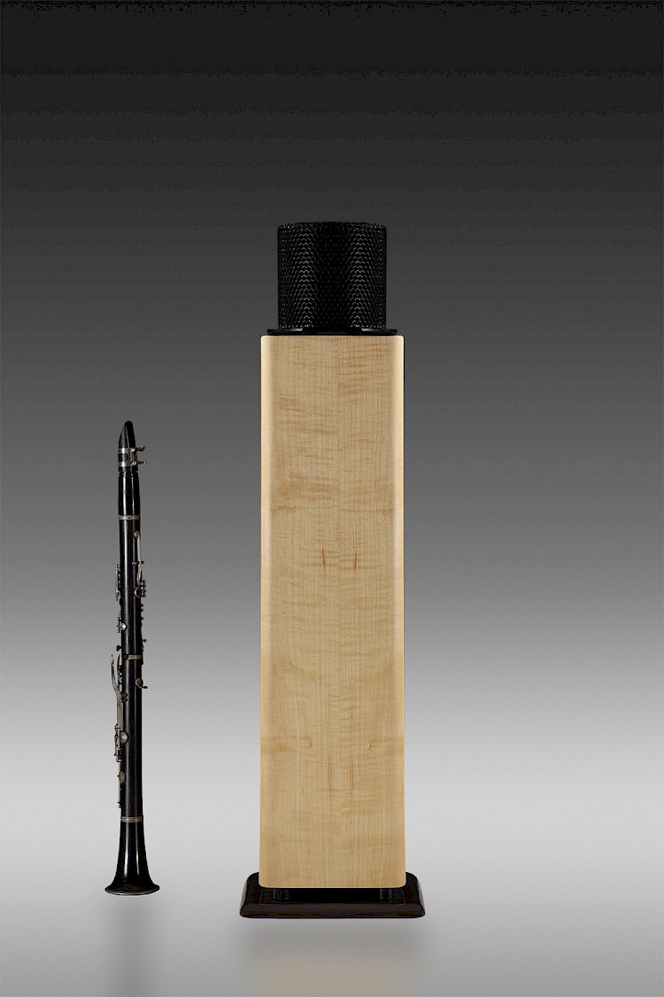 Walsh 1000 Tall Speaker in Maple